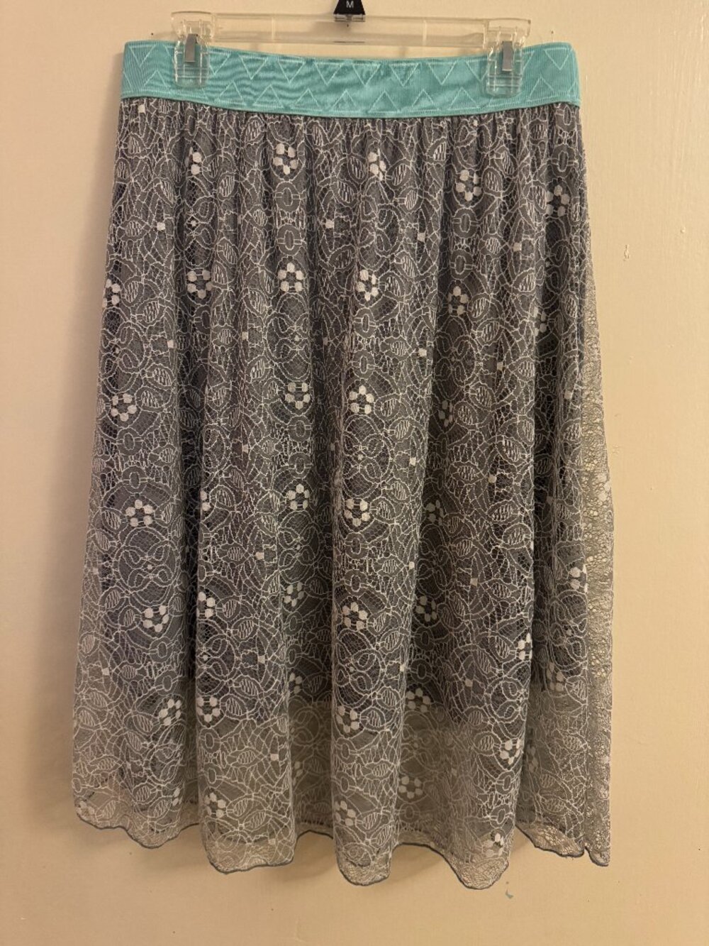 LuLaRoe Gray Floral Lace Midi Skirt Aqua Waist Large